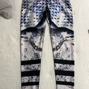 Stylish Black and Gray Leggings